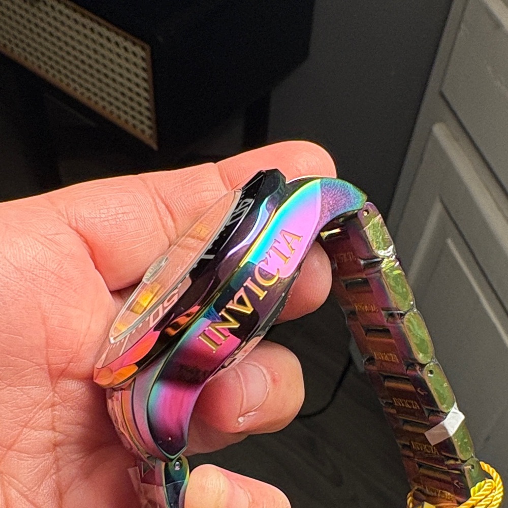 Invicta Grand Diver Automatic Iridescent 47mm - Picture 7 of 8